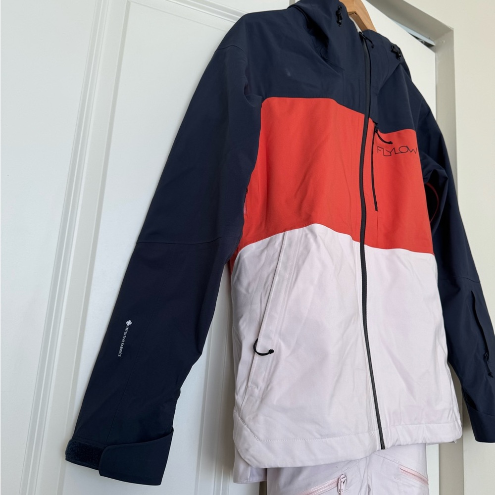 Flylow Outer Shell Ski Jacket XS - Picture 10 of 10